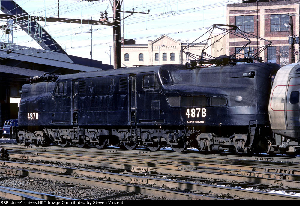 Former PC GG1 as NJDOT #4878 leads a Metroliner